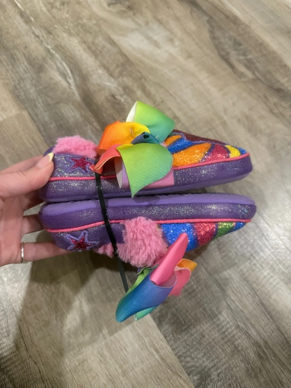 Lightly worn Kids Rainbow Glitter Slippers with Pom & Bowsize 9-10